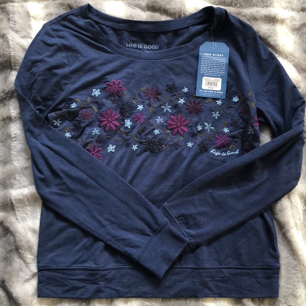Life is Good Embroidered Wildflower Top Small Blue